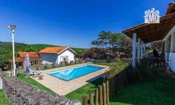 Imagem 2: Linda chácara com escritura, 2 casas, água encanada, bairro excelente, à venda, 1400 m² po