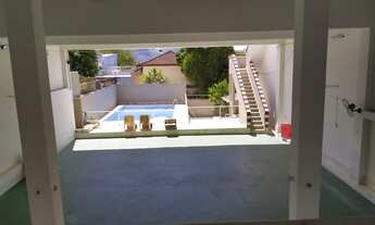 Imagem 2: Casa para venda possui 410 metros quadrados com 5 quartos em Tijuca - Rio de Janeiro - RJ