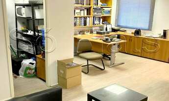 Imagem 3: The First Office Lorena - Sala comercial disponível p/ locação contendo 32m², 1 dormitório