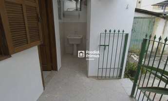 Imagem 4: Casa com 1 dormitório para alugar por R$ 1.000/mês - Centro - Nova Friburgo/RJ