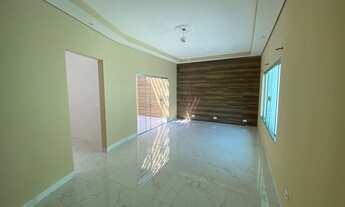 Imagem 5: Anita Tiezzi, nova, terreno inteiro