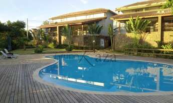 Imagem: Casa / Condomínio - Residencial