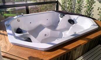 Imagem 5: Casa sobrado de Alto padrão com piscina , ofurô, sauna e vista para área verde