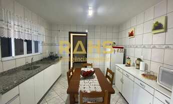 Imagem 6: Sobrado a 450 metros de distância do mar na praia de Gravatá em Navegantes