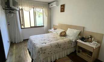 Imagem 2: BENTOALVES aluga Casa Independente, mobiliada, c/ 290m2, no bairro Cruzeiro - Caxias do Su