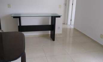 Imagem 2: Alugo 2/4 com armários nos quartos e cozinha Reserva Parque R$ 1.300