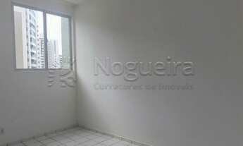 Imagem 2: Apartamento para venda com 65 metros quadrados com 2 quartos em Aflitos - Recife - PE