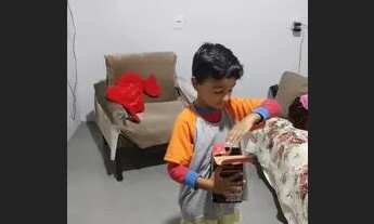 Imagem 6: Barbada vendo casa com terreno