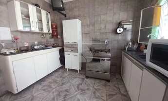 Imagem 5: Que tal uma CASA com 3 QUARTOS , numa ótima localização no Bairro FUNCIONARIOS???