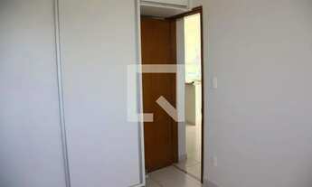 Imagem 7: Apartamento para Aluguel - Segismundo Pereira, 2 Quartos, 55 m2