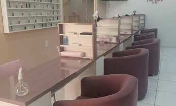 Imagem: Salão de Beleza em frente ao shopping cidade