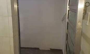 Imagem 5: #-Casa com 1 Quarto e 1 banheiro para Alugar, 50 m² por R$ 1.700/Mês