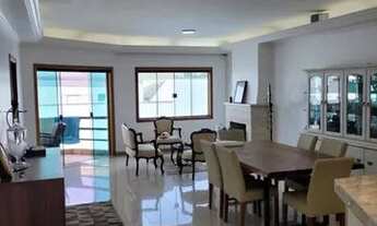 Imagem: Lindo sobrado com 4 suítes na melhor parte