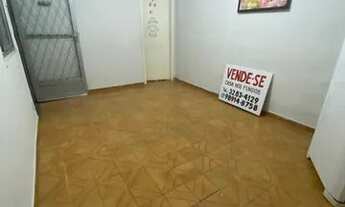 Imagem 5: Casa duplex com terraço em rua principal bairro Irajá