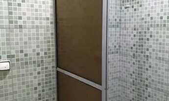 Imagem 5: Aluga se casa com dois quartos com vaga pra garagem