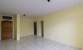 Imagem 2: Apto c/ 3 dorm. 1 st. 2 vagas, no centro. Aceita veículos