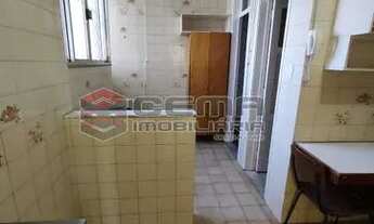 Imagem 7: Excelente 3 quartos com Vaga na Praça da Bandeira