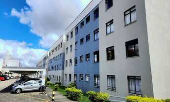 Imagem 2: Apartamento com 3 dormitórios para alugar, 52 m² por R$ 1.400/mês - Fazendinha - Curitiba