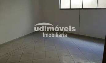 Imagem 6: Casa para aluguel com 200 metros quadrados com 3 quartos em Pampulha - Uberlândia - MG