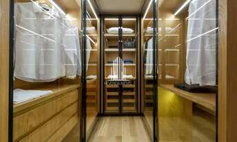 Imagem 6: BALKON APARTAMENTO DE 206M² POSSUI 4 DORMITÓRIOS (4 SUÍTES)E 3 VAGAS Á VENDA NA REGIÃO DO