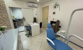 Imagem 5: Sala com consultório odontológico montado