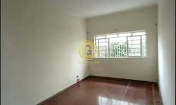 Imagem 6: Casa de condomínio para aluguel possui 250 metros quadrados com 4 quartos