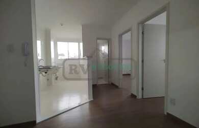 Imagem 4: )(- Linda Cobertura com 2 Quartos e Ótimo Terraço em Aeroporto