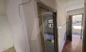 Imagem 3: Casa com 1 dormitório, sala, cozinha, banheiro e área de serviço