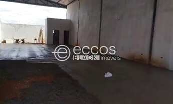 Imagem 2: Galpão para aluguel, 2 vagas, Jardim Holanda - Uberlândia/MG