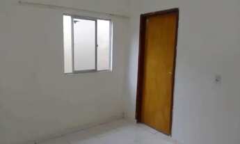 Imagem 4: Casa em rua pública