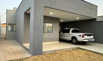 Imagem: Casa Padrão LOTE GRANDE com Espaço para