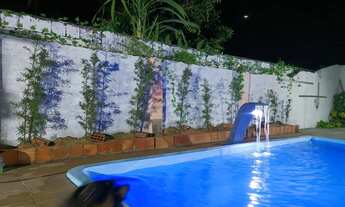 Imagem 4: RÉVEILLON no melhor do litoral sul *Massagueira por trás da carajás