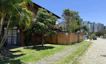 Imagem 4: Casa com 5 quartos, 2 suítes, com piscina, no Parque São Jorge, Florianópolis