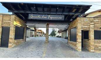 Imagem: Casa em condomínio com 03 Dorm. Sendo 01