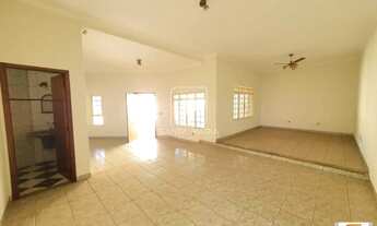 Imagem: Casa (térrea na rua) 3 dormitórios/suite