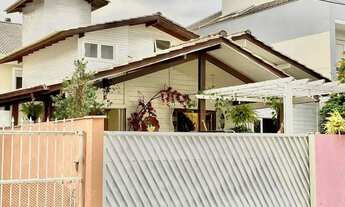 Imagem 2: Casa com 3 suites à venda, 180 m² por R$ 1.690.000,00 - Lagoa da Conceição - Florianópolis