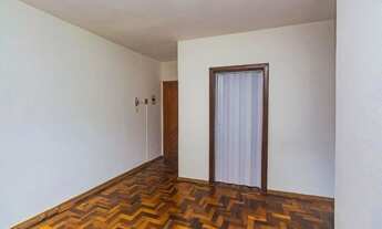 Imagem 2: Apartamento 02 dormitórios no Passo da Areia em Porto Alegre