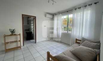 Imagem 2: Apartamento 2 dormitórios mobiliado na Trindade