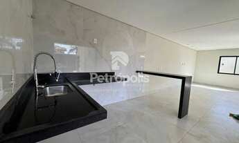 Imagem 7: Sobrado de Esquina na 407 Sul com 3 suíte sendo 1 com closet e sacada com 149,70 m² a vend