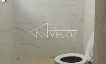 Imagem: Casa de rua Duplex / Residencial / Glória