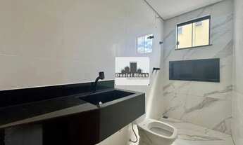 Imagem 4: Casa à Venda no Bairro Santa Mônica, Belo Horizonte Oportunidade Imperdível!