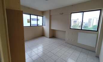 Imagem 6: Apartamento com grande área e super bem localizado