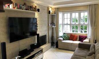 Imagem: Casa à venda na Granja Viana