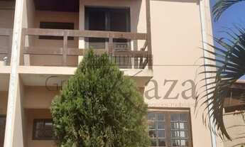 Imagem: Casa de condomínio sobrado para venda possui