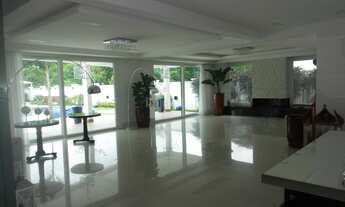 Imagem 3: Mansão na Granja Viana