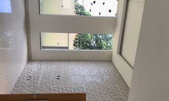 Imagem 5: Excelente casa 03 Qtos 01 ste, pé direito alto