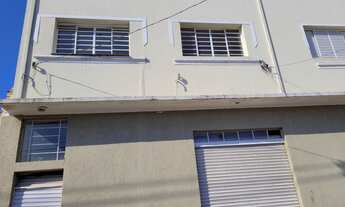 Imagem 3: Prédio comercial Centro de Tatuí. Salão e andar superior