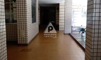 Imagem 15: Oportunidade na porta do metrô na Tijuca!