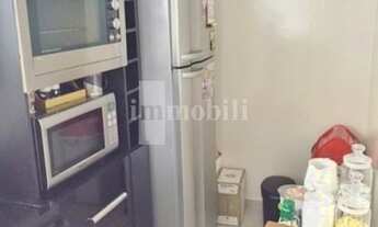 Imagem 7: Reformado , 2 dormitórios sendo 1 suite com closet, 1 vaga . Ensolarado !