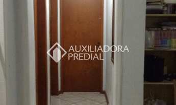 Imagem 5: PORTO ALEGRE - Casa Padrão - Jardim Carvalho